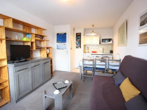 Appartement 2 pièces + cabine, 6 places, 36m², proche pistes, balcon, exposé Sud-Ouest - FR-1-340-275 Chamrousse